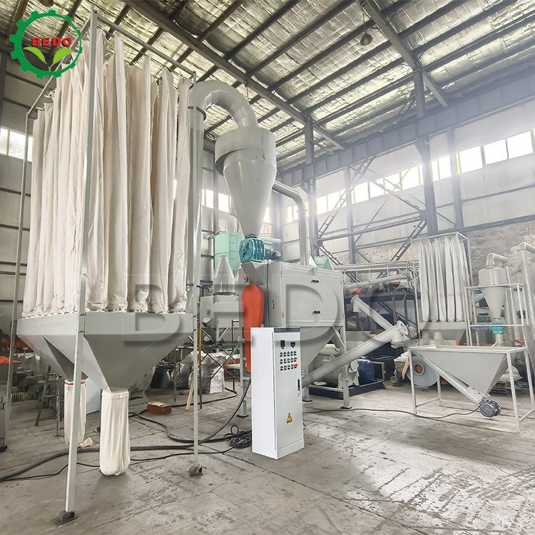 آلة مسحوق الخشب بحجم تغذية أقصى 8 مم بتردد 50 هرتز ورطوبة 15%