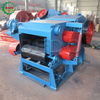 75KW الكهربائية آلة تقطيع خشب الخيزران 240x540mm مدخل طبل نوع معدات التقطيع