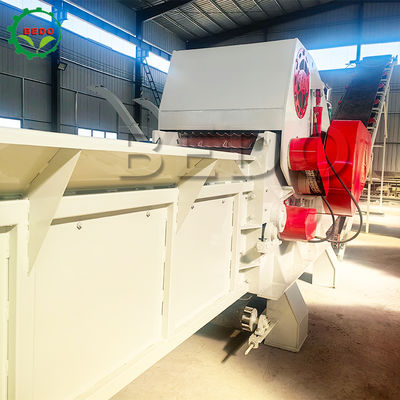 الطاقة الذاتية 235HP آلة شيكر الخشب 700x400mm المدخلات الثقيلة المهام شيكر الطبول الصناعي
